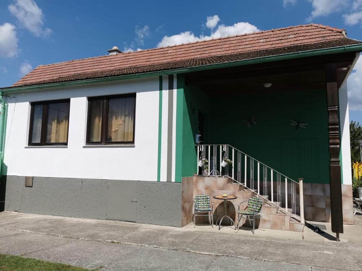 Ferienhaus Sonja Donnerskirchen Esterno foto
